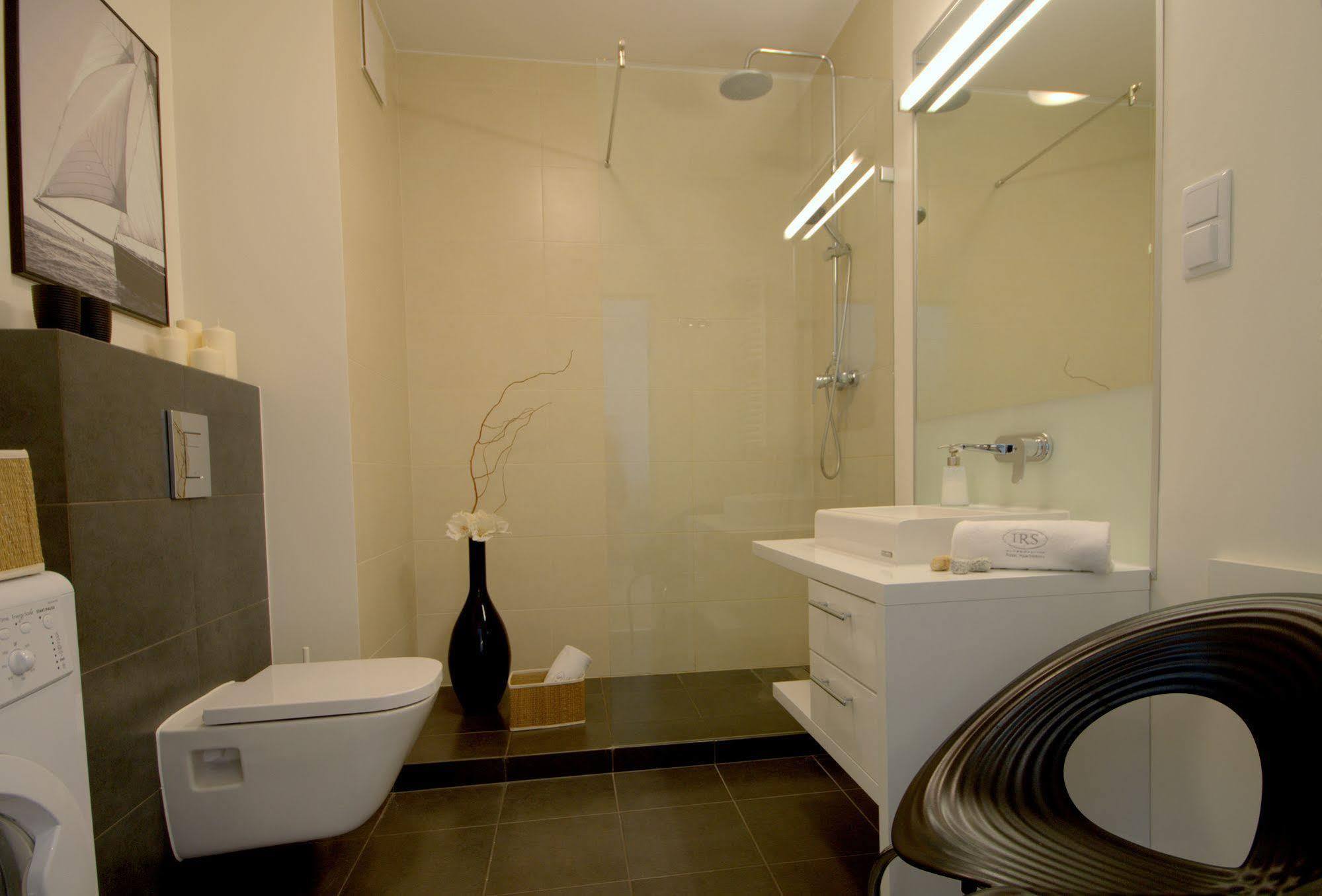 Irs Royal Apartments Apartamenty Irs Trzy Zagle Гданьск Экстерьер фото